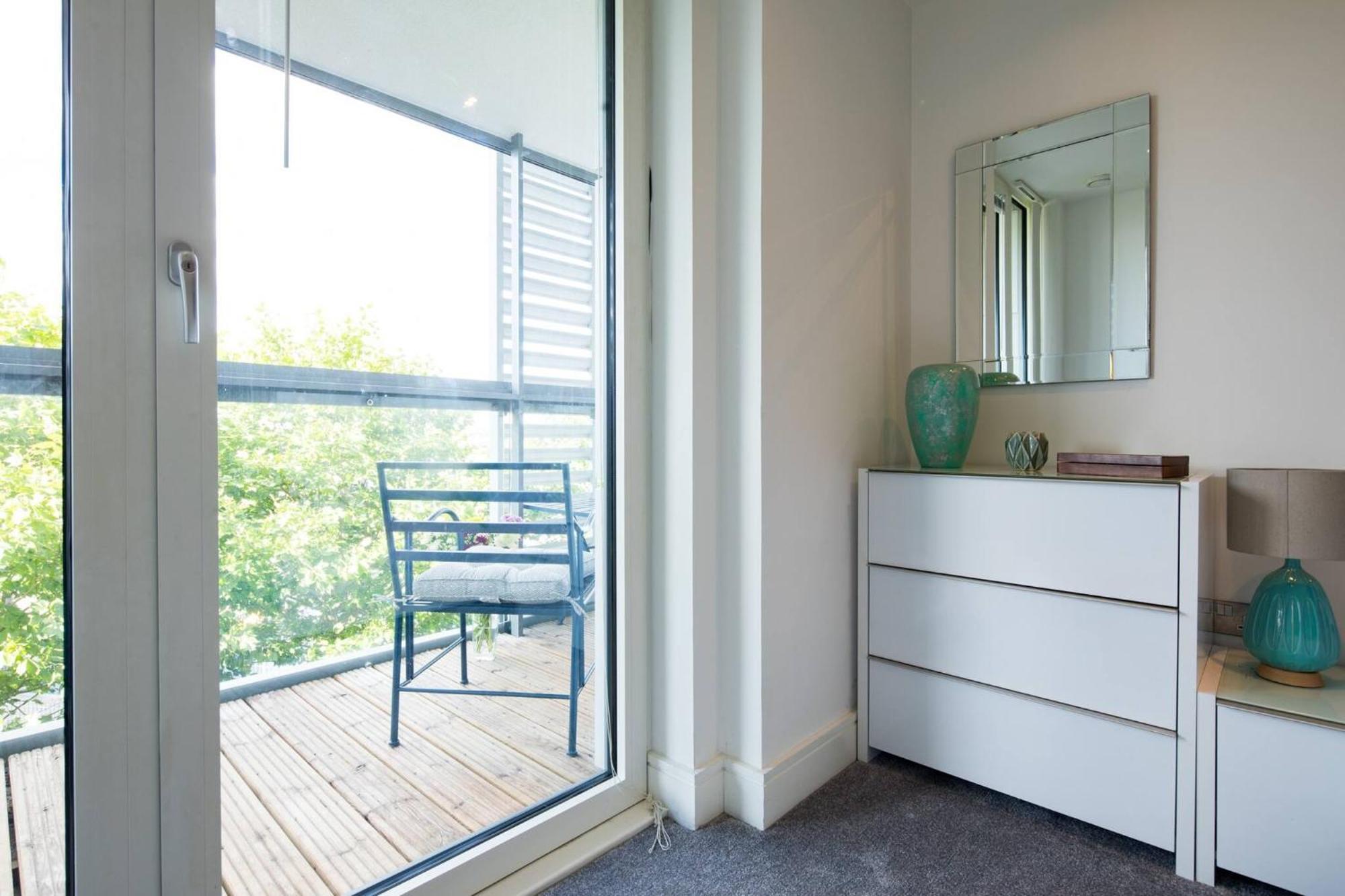 Wild Roses Serviced - Greenwich Appartement